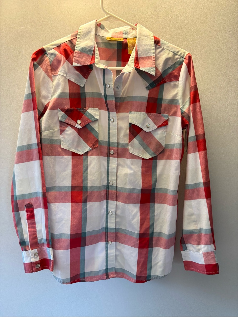 Woman’s Wrangler Red White & Blue Plaid Western Shirt